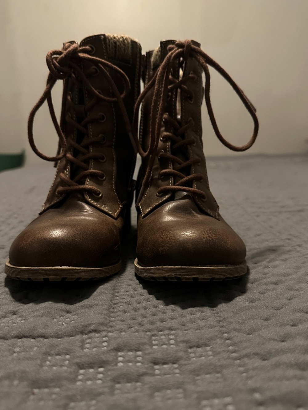 Ricardo Women’s Brown Lace Up Boots Block Heel With Zipper 6M